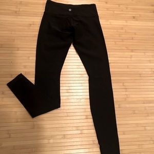 LULULEMON -YOGA LEGGINGS, Good Condition,Flawless